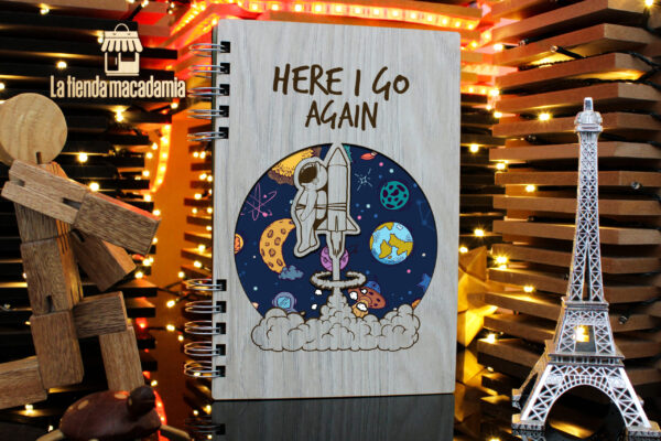 Libreta de Madera Astronauta