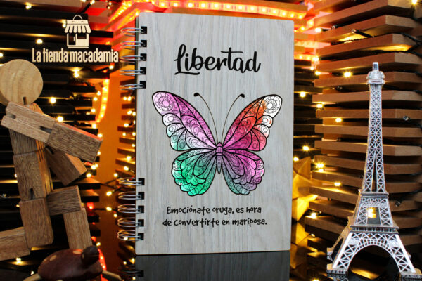 Libreta de Madera Mariposa